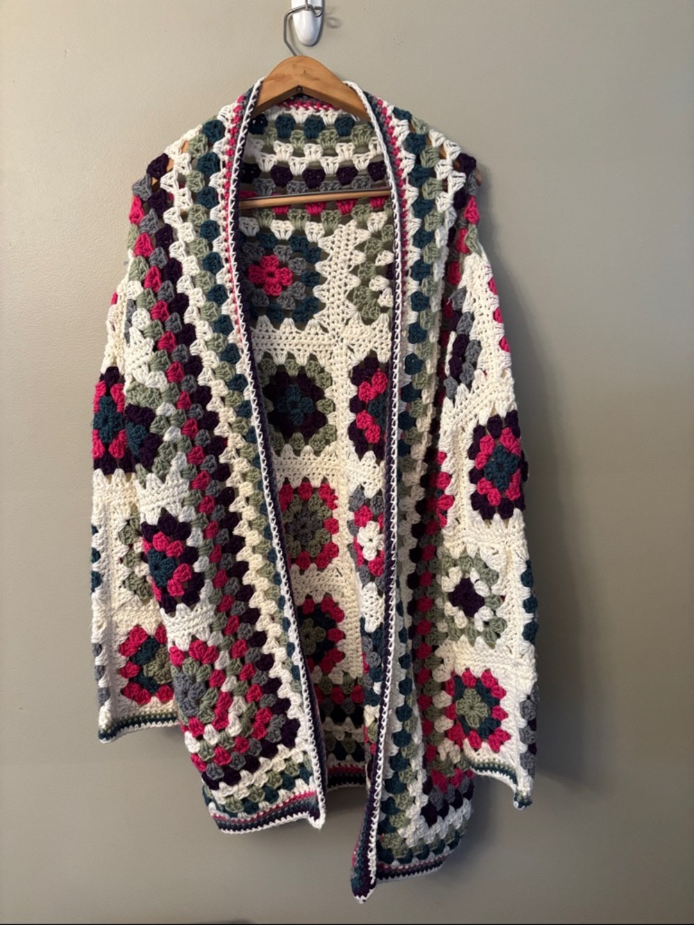 Granny-square Hand-Crocheted Long Cardigan XL? Long boho patchwork